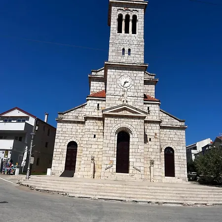 Si Ace Village Twins With Pool, Pakostane, Croatia, Region Zadar Park za odmor *