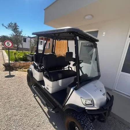 Park za odmor Si Ace Village Twins With Pool, Pakostane, Croatia, Region Zadar *